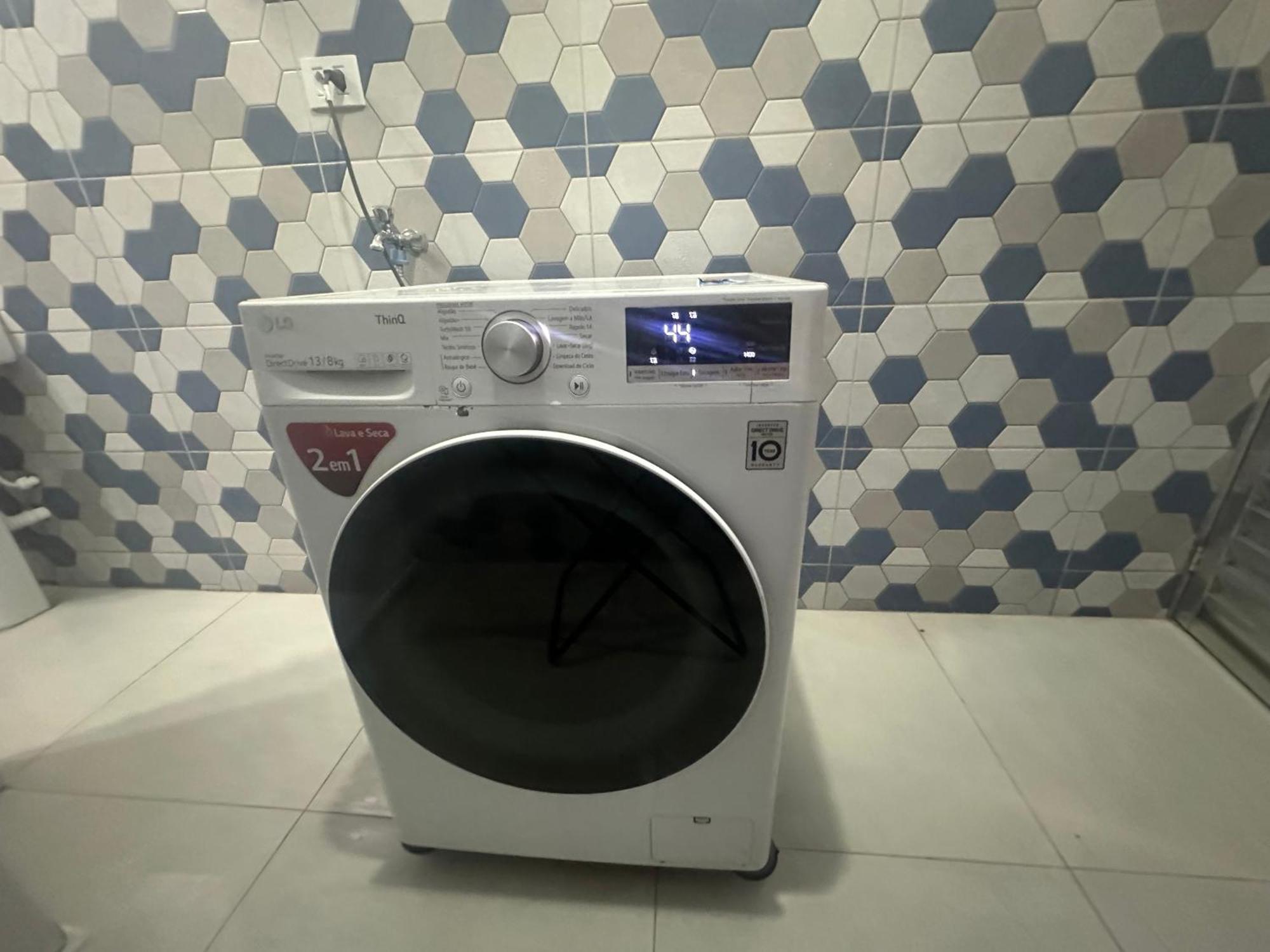 Triplex Piscina Churrasqueira Lava E Seca Wi-Fi E 2 Tvs Em Condominio Com 90M2 No Centro De Ubatuba Exterior photo