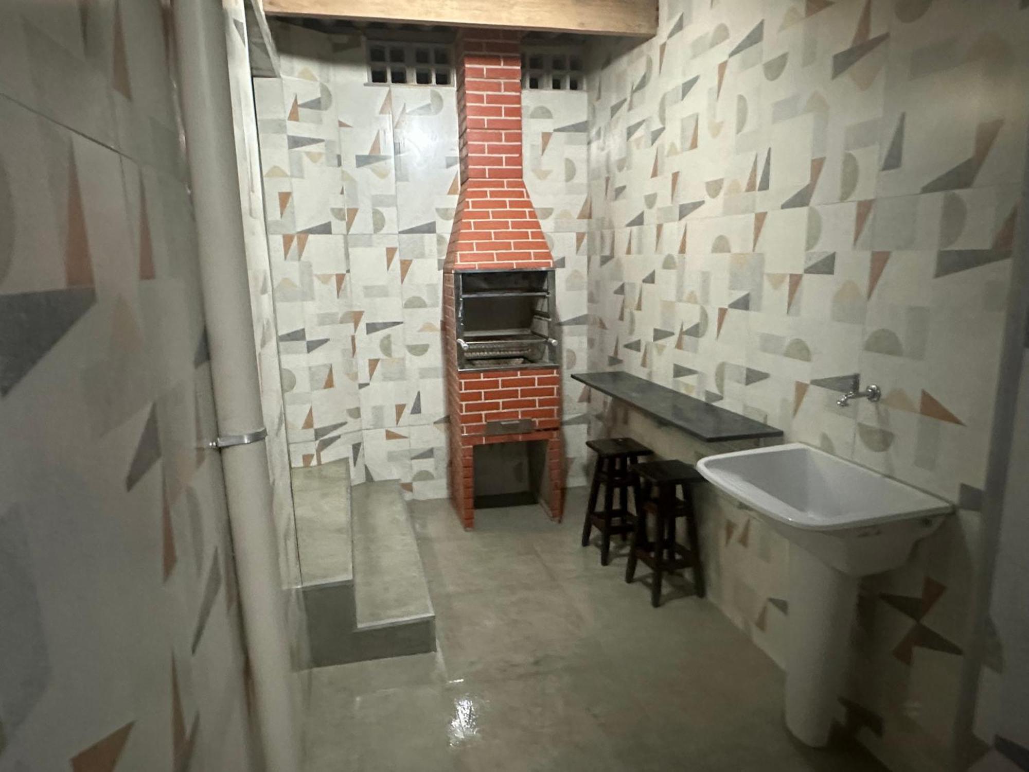 Triplex Piscina Churrasqueira Lava E Seca Wi-Fi E 2 Tvs Em Condominio Com 90M2 No Centro De Ubatuba Exterior photo
